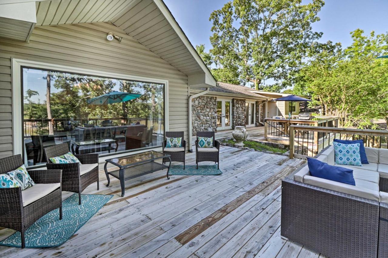 Luxury Hot Springs Oasis On Lake With Private Dock! Exterior foto