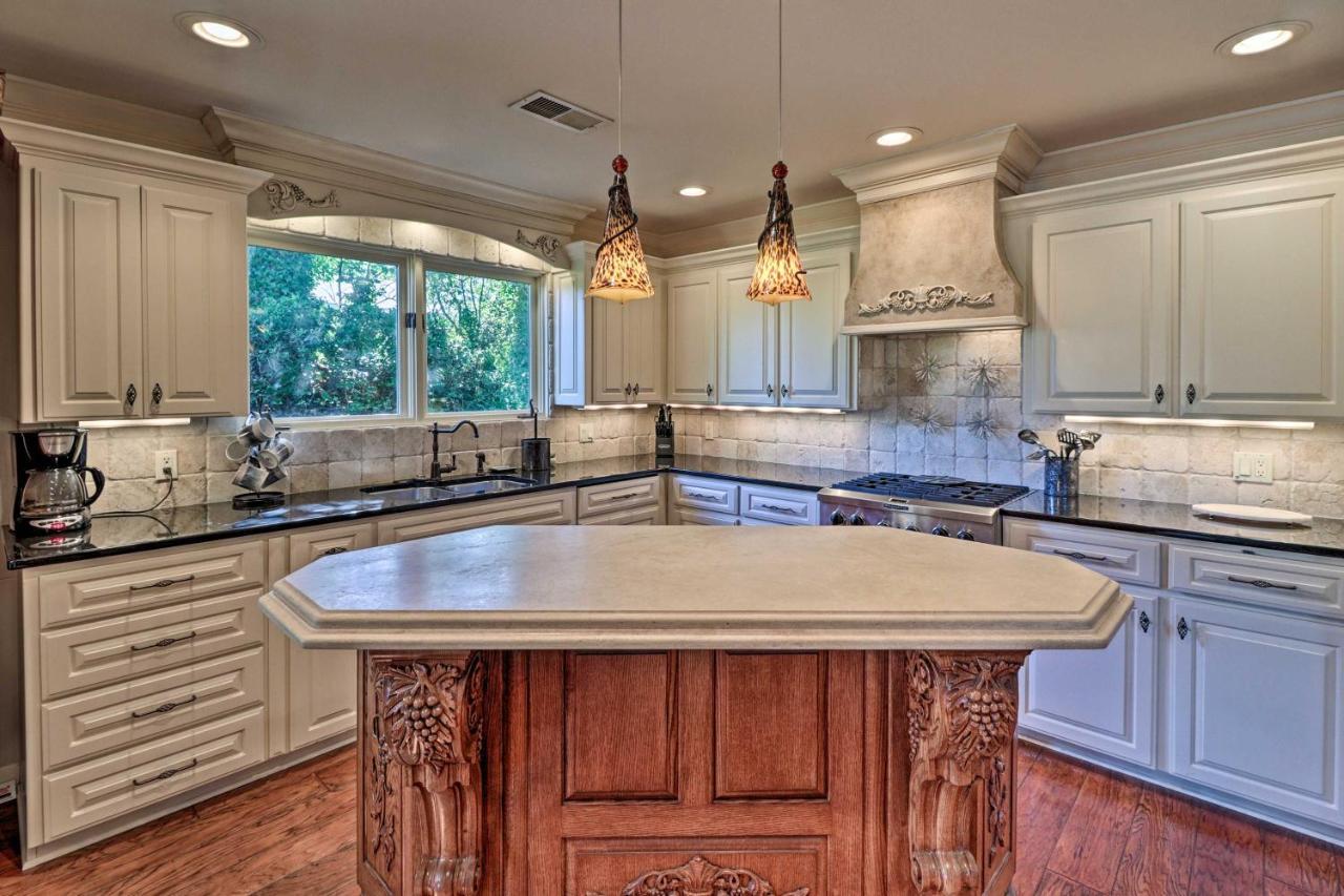 Luxury Hot Springs Oasis On Lake With Private Dock! Exterior foto
